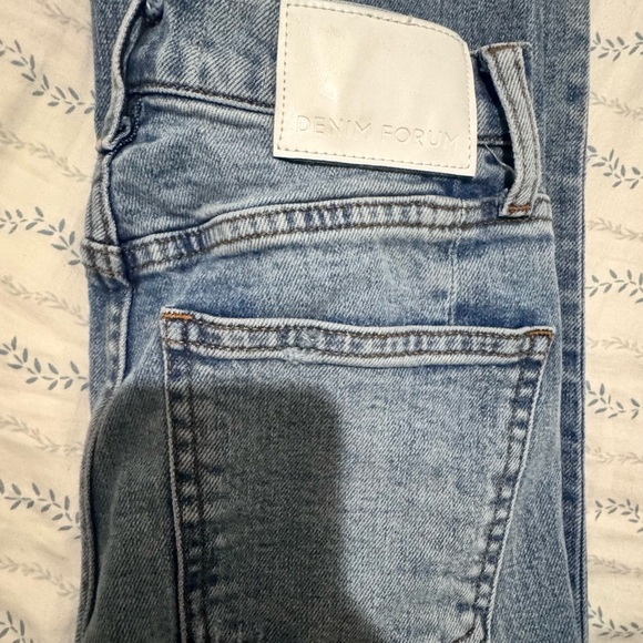 Aritzia Denim Forum The Arlo High Rise Straight size 23 - Picture 7 of 8